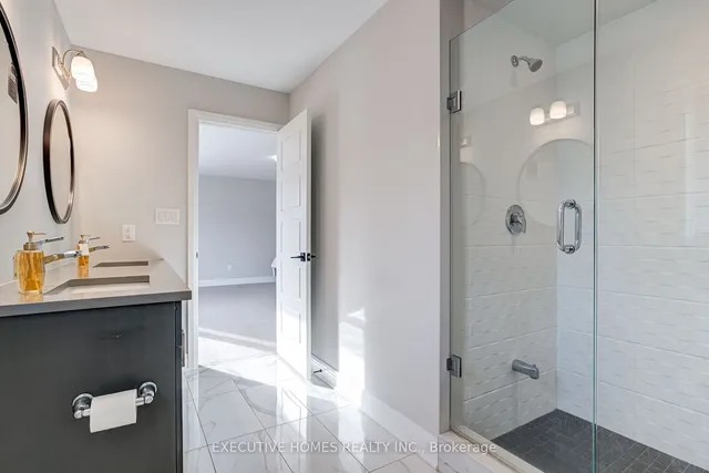 Additional property image - 1586 Severn Dr