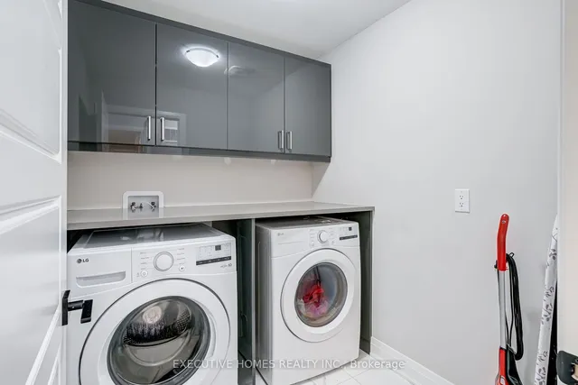 Additional property image - 1586 Severn Dr