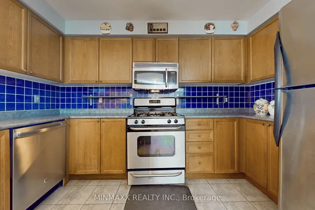 Additional property image - 1246 Mowat Lane