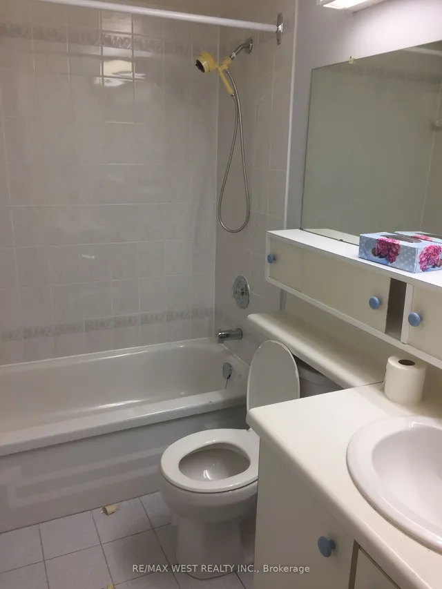 Additional property image - 360 Ridelle Ave Unit 911