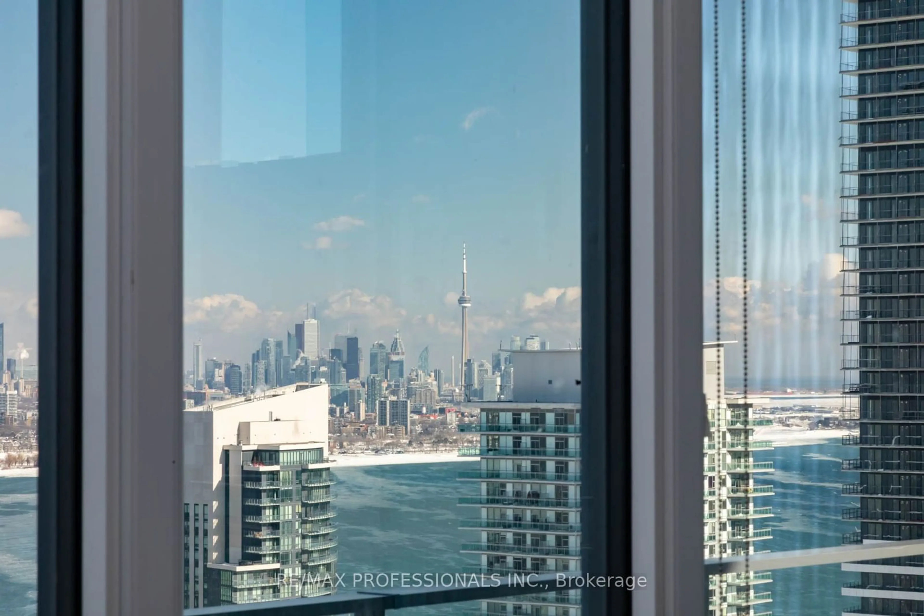 Balcony in the apartment, city buildings view from balcony for 10 Park Lawn Rd #2504, Toronto Ontario M8V 0H9