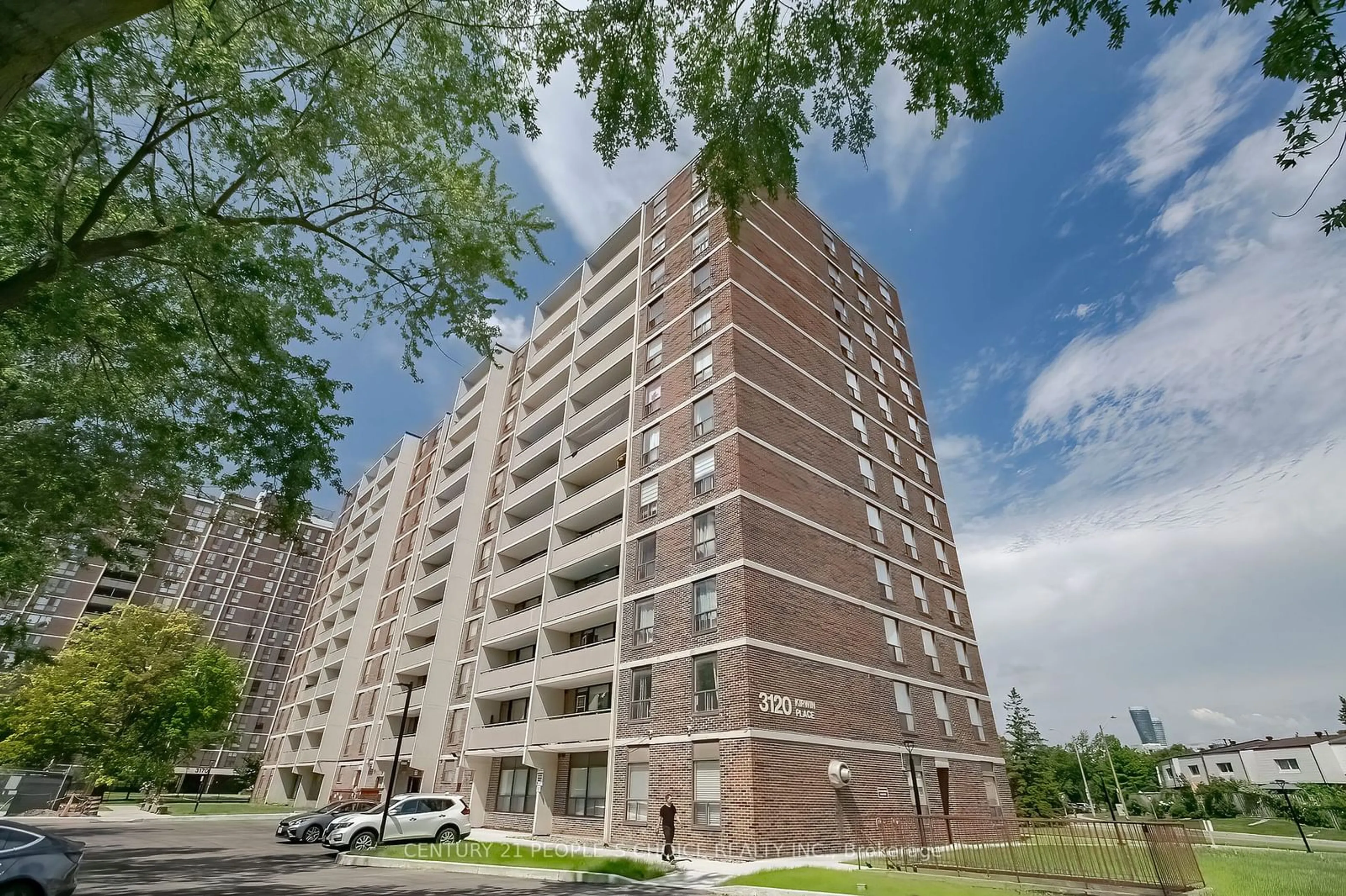 Home with brick exterior material, building for 3120 Kirwin Ave #1003, Mississauga Ontario L5A 3R2