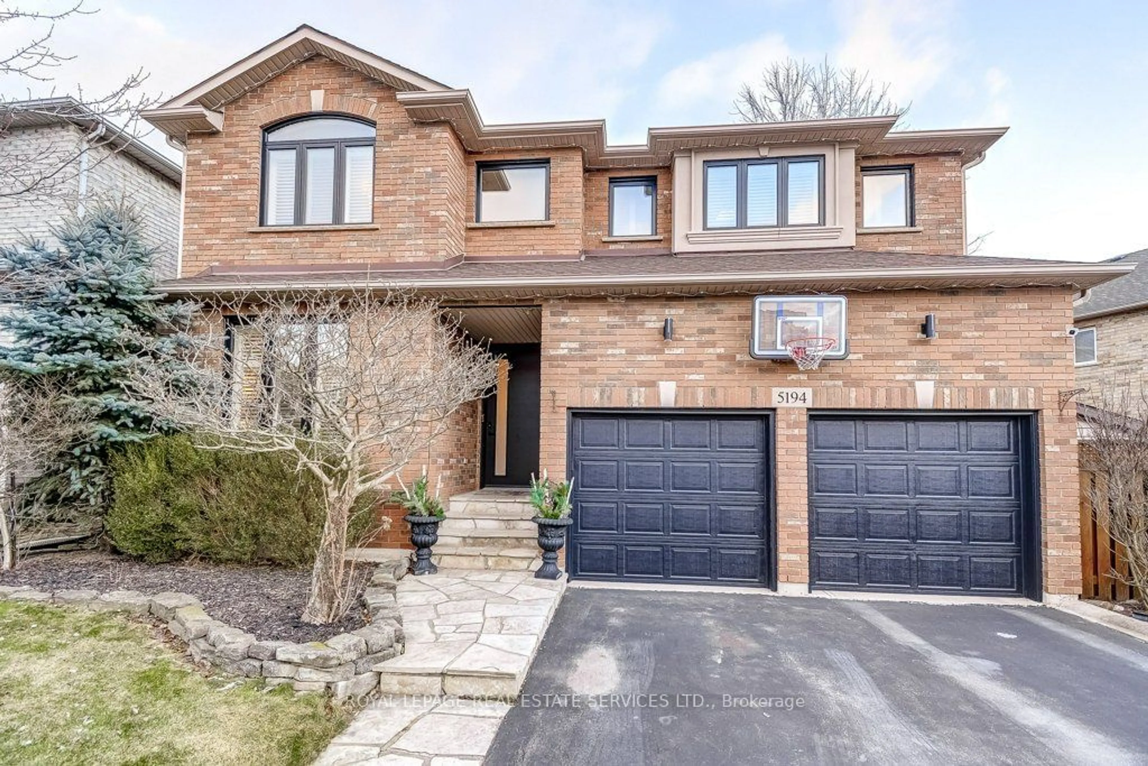 Home with brick exterior material, street for 5194 Tydman Way, Burlington Ontario L7L 7B1