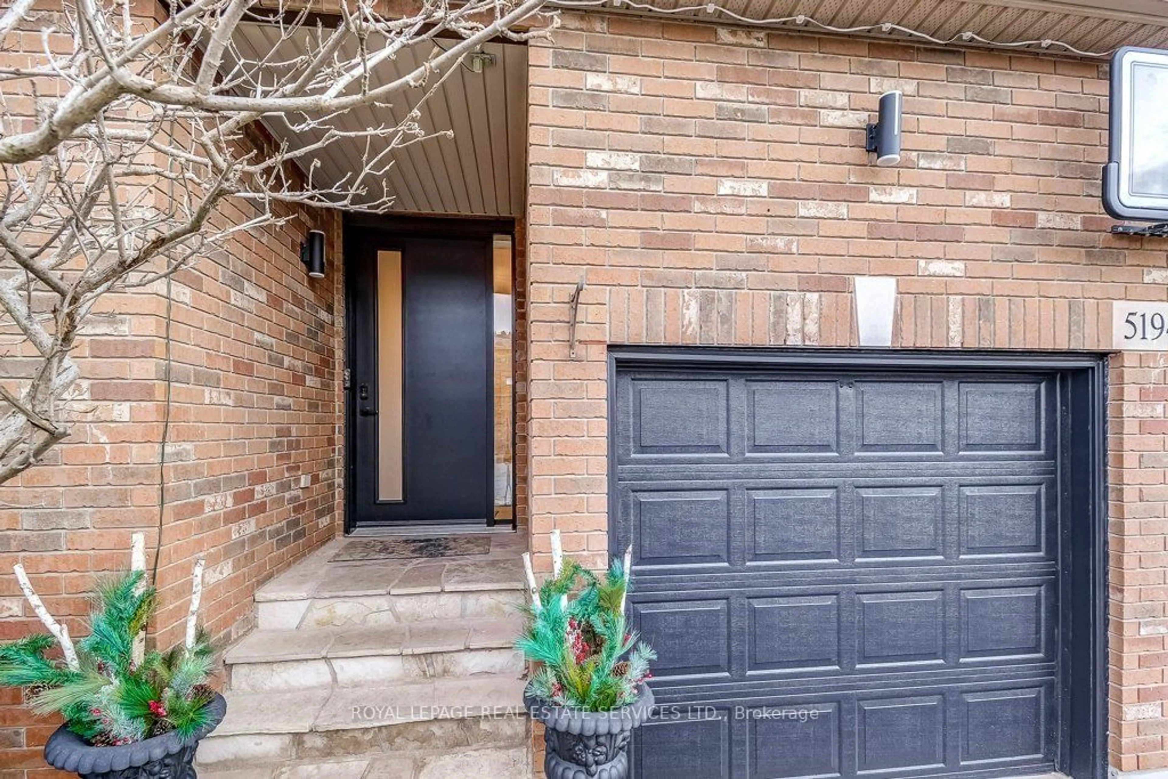 Home with brick exterior material, street for 5194 Tydman Way, Burlington Ontario L7L 7B1