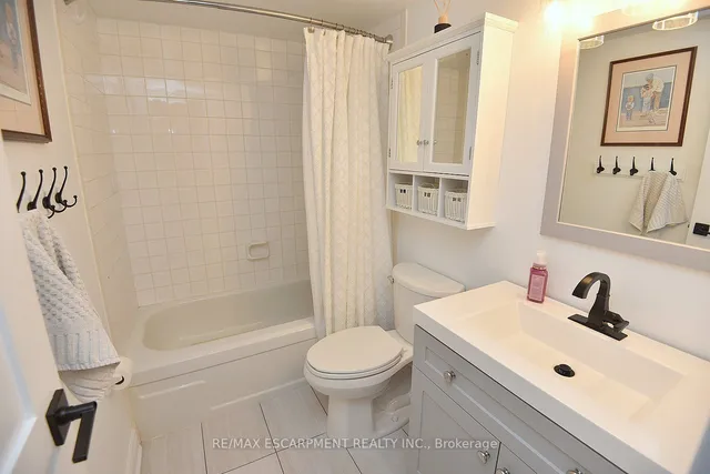Additional property image - 2055 Upper Middle Rd Unit 1502