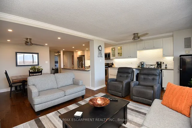 Additional property image - 2055 Upper Middle Rd Unit 1502