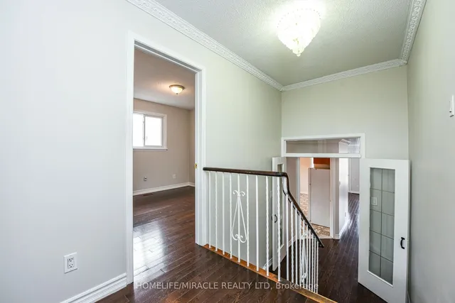 Additional property image - 102 Jade Cres