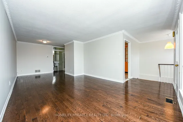 Additional property image - 102 Jade Cres