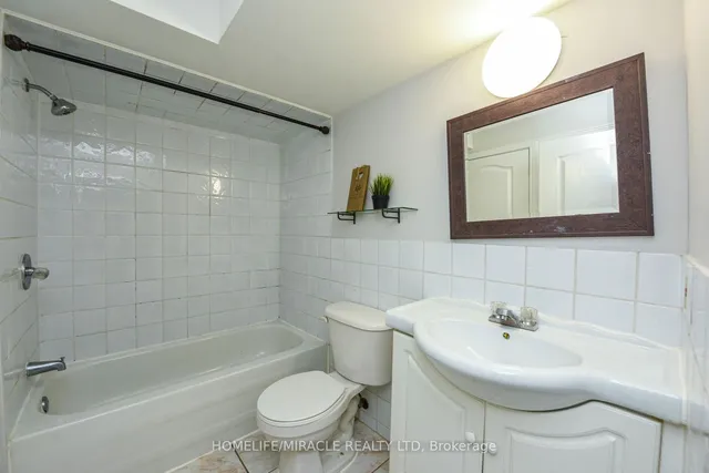 Additional property image - 102 Jade Cres