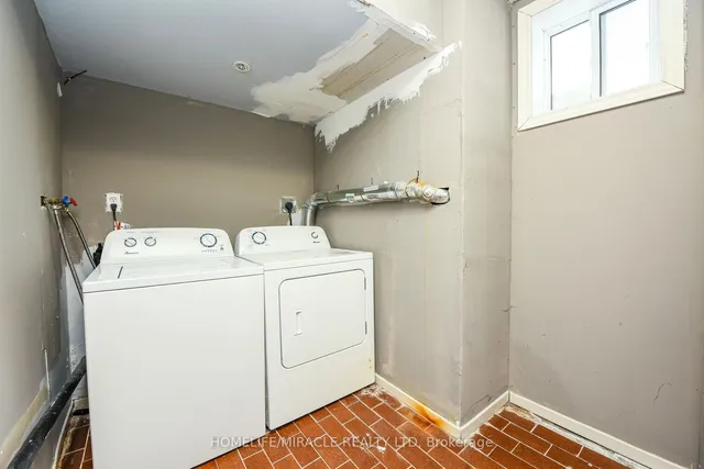 Additional property image - 102 Jade Cres