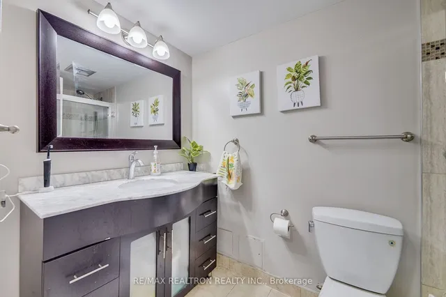 Additional property image - 3695 Kaneff Cres Unit 703