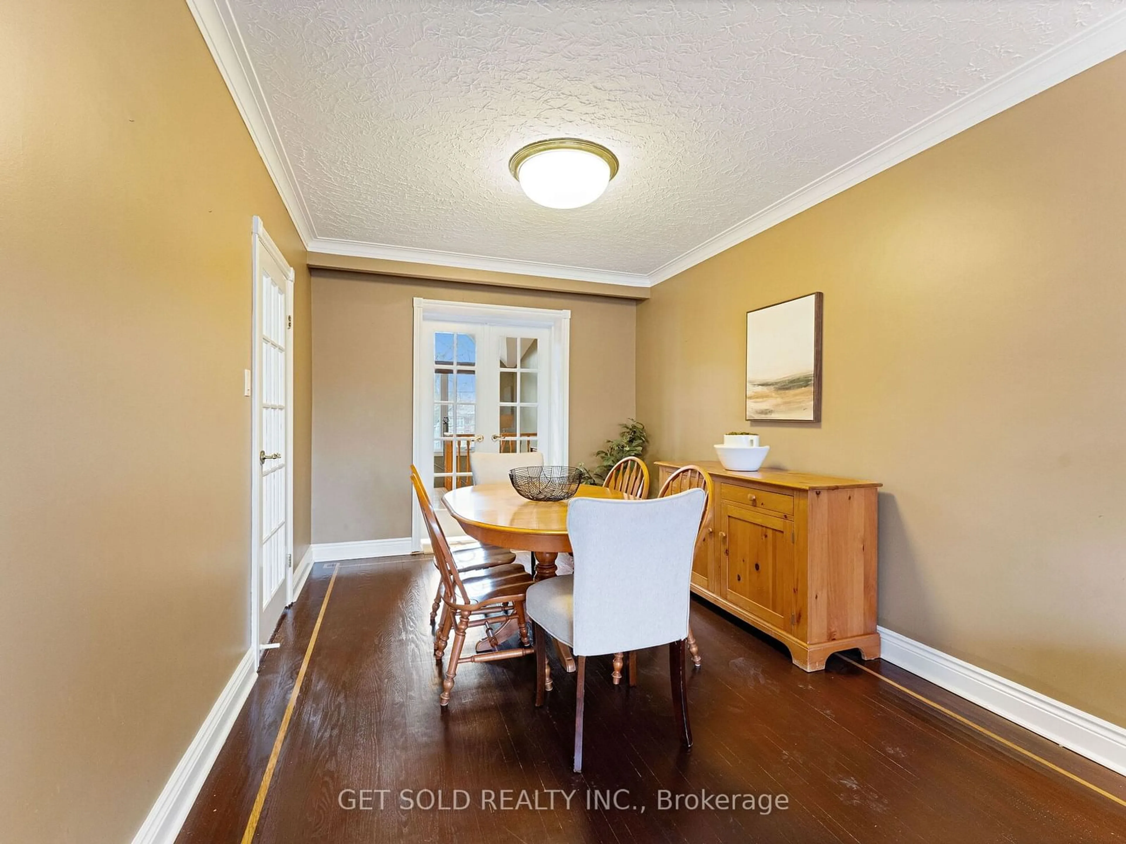 Dining room, wood/laminate floor for 112 Riverhead Dr, Toronto Ontario M9W 4G9