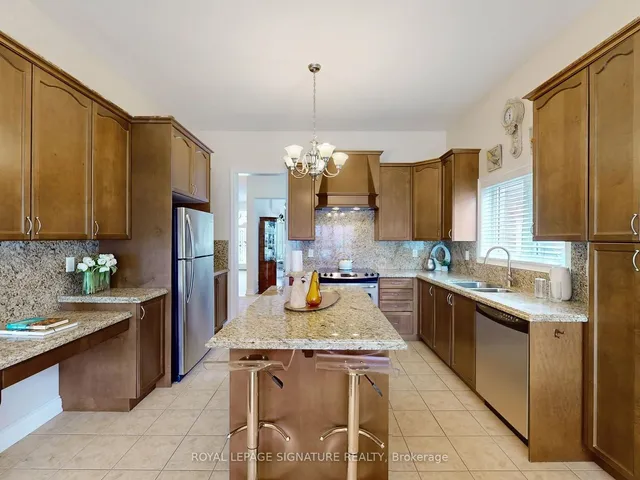 Additional property image - 15 Concorde Dr