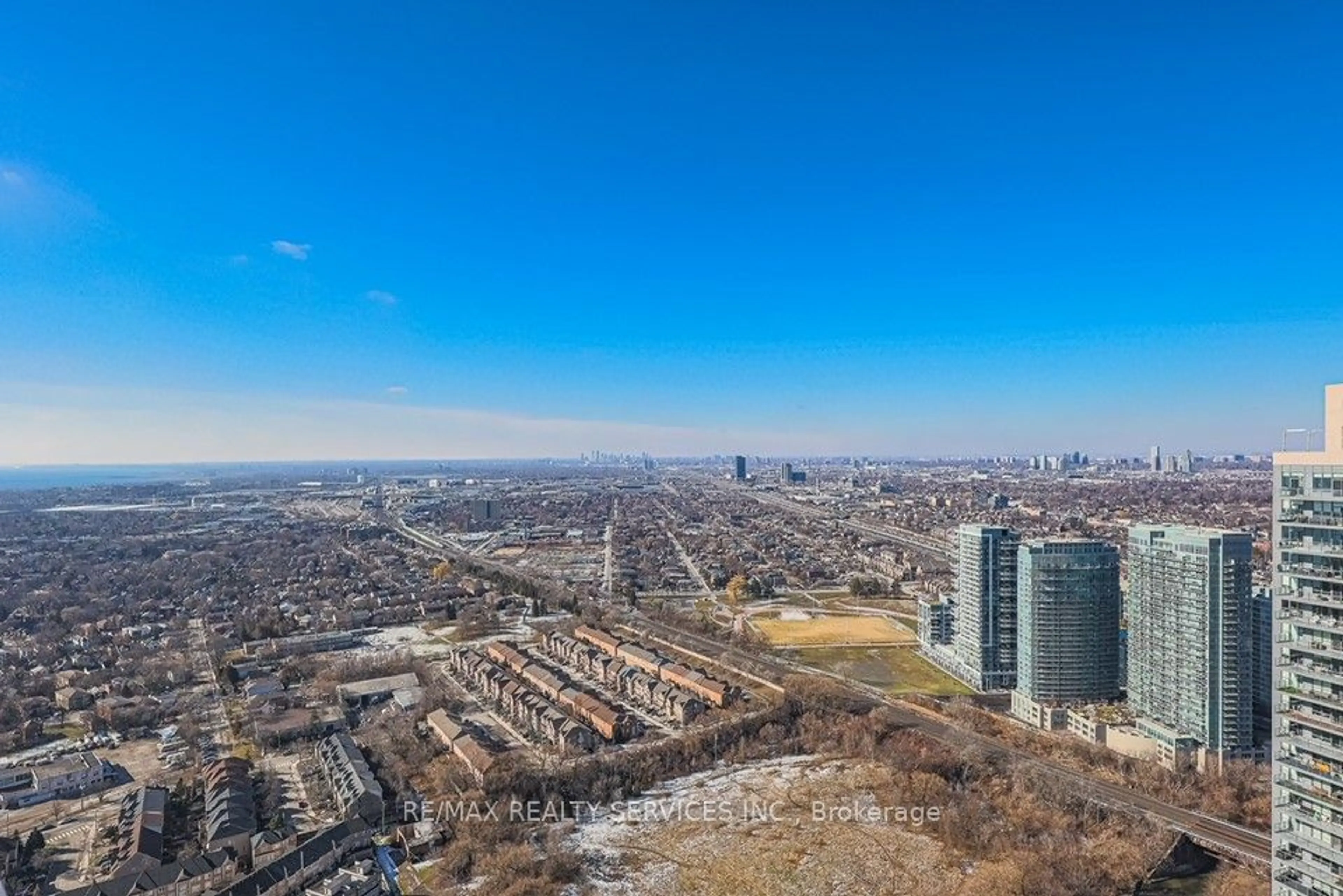 A pic from outside/outdoor area/front of a property/back of a property/a pic from drone, city buildings view from balcony for 2220 Lakeshore Blvd #PH2, Toronto Ontario M8V 0C1