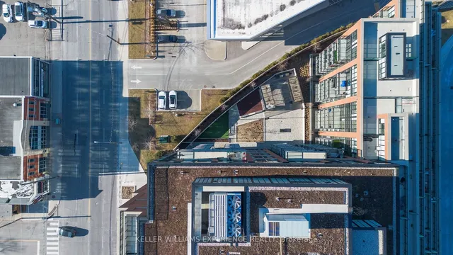 Additional property image - 2300 St Clair Ave Unit 118