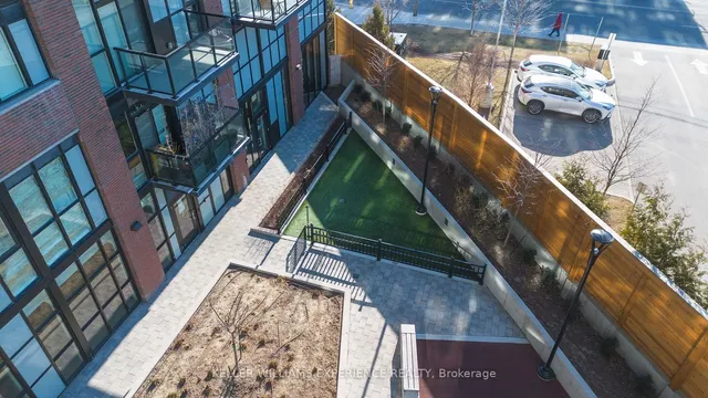 Additional property image - 2300 St Clair Ave Unit 118