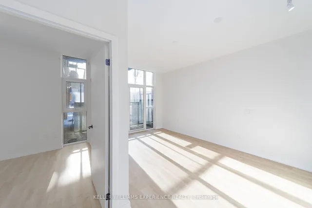 Additional property image - 2300 St Clair Ave Unit 118