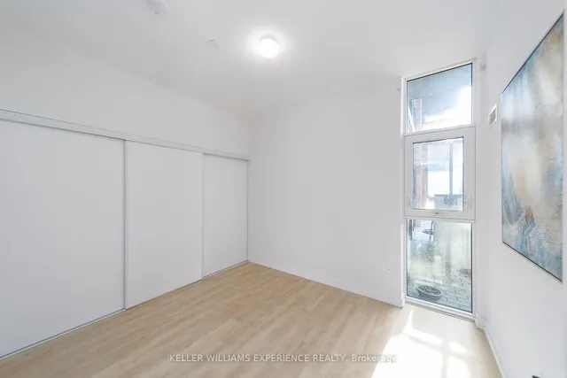 Additional property image - 2300 St Clair Ave Unit 118