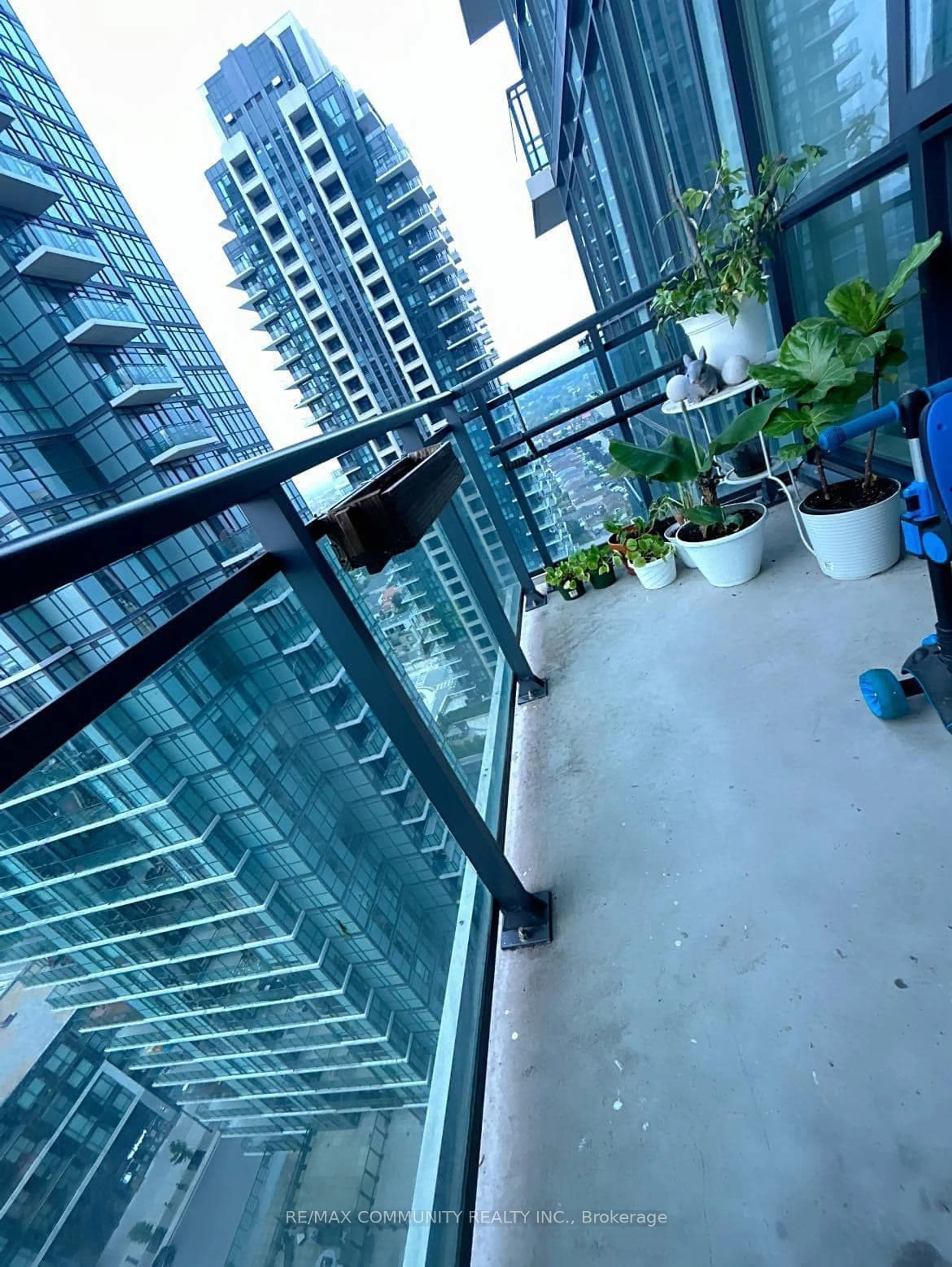 Balcony in the apartment, city buildings view from balcony for 4070 Confederation Pkwy #2103, Mississauga Ontario L5B 0E9