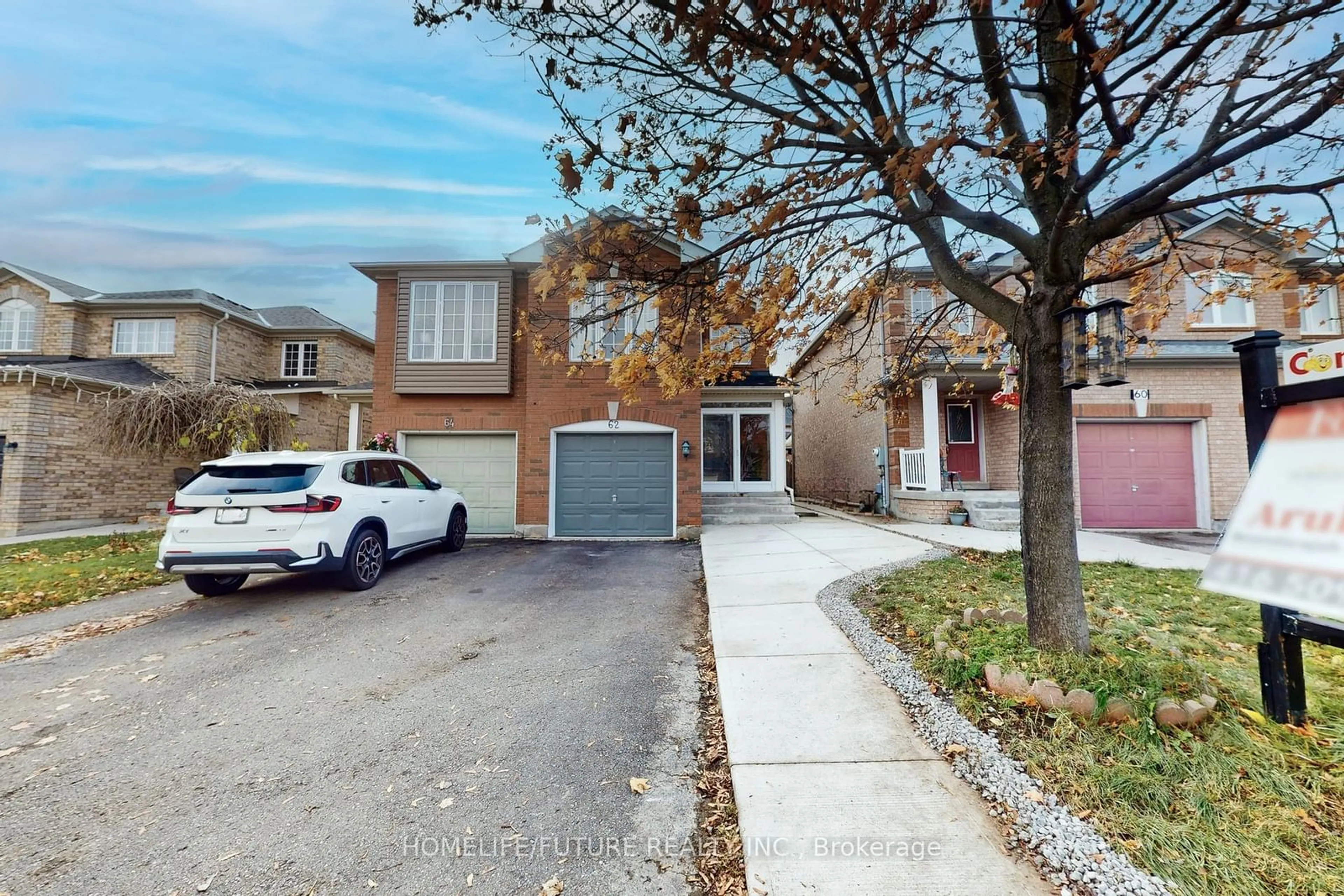 Unknown for 62 Lonestar Cres, Brampton Ontario L7A 2G7