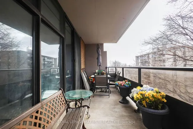 Additional property image - 135 Marlee Ave Unit 501