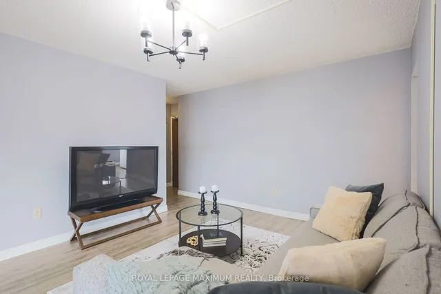 Additional property image - 135 Marlee Ave Unit 501