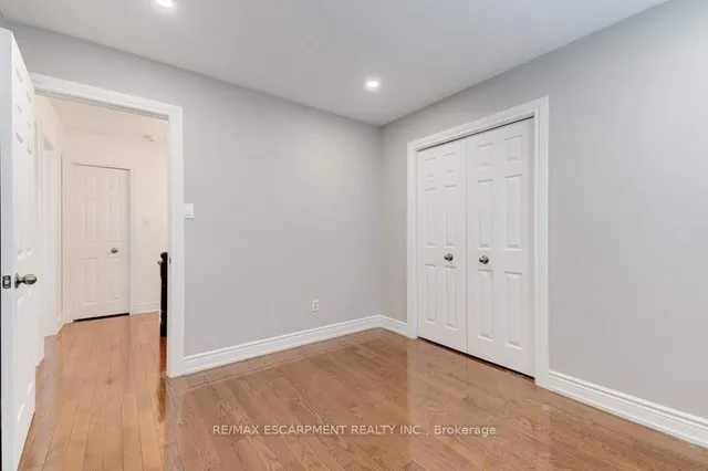 Additional property image - 2182 Maplewood Dr