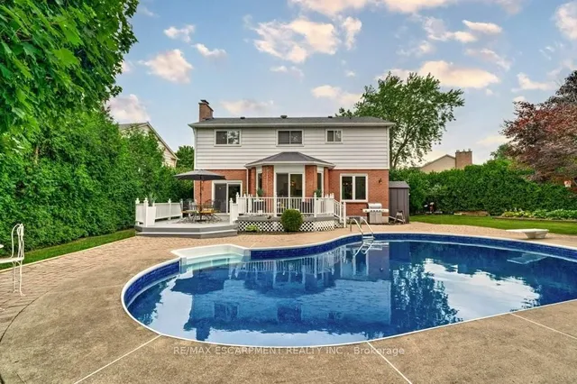 Additional property image - 2182 Maplewood Dr