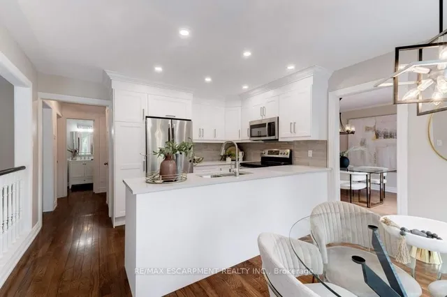 Additional property image - 2182 Maplewood Dr