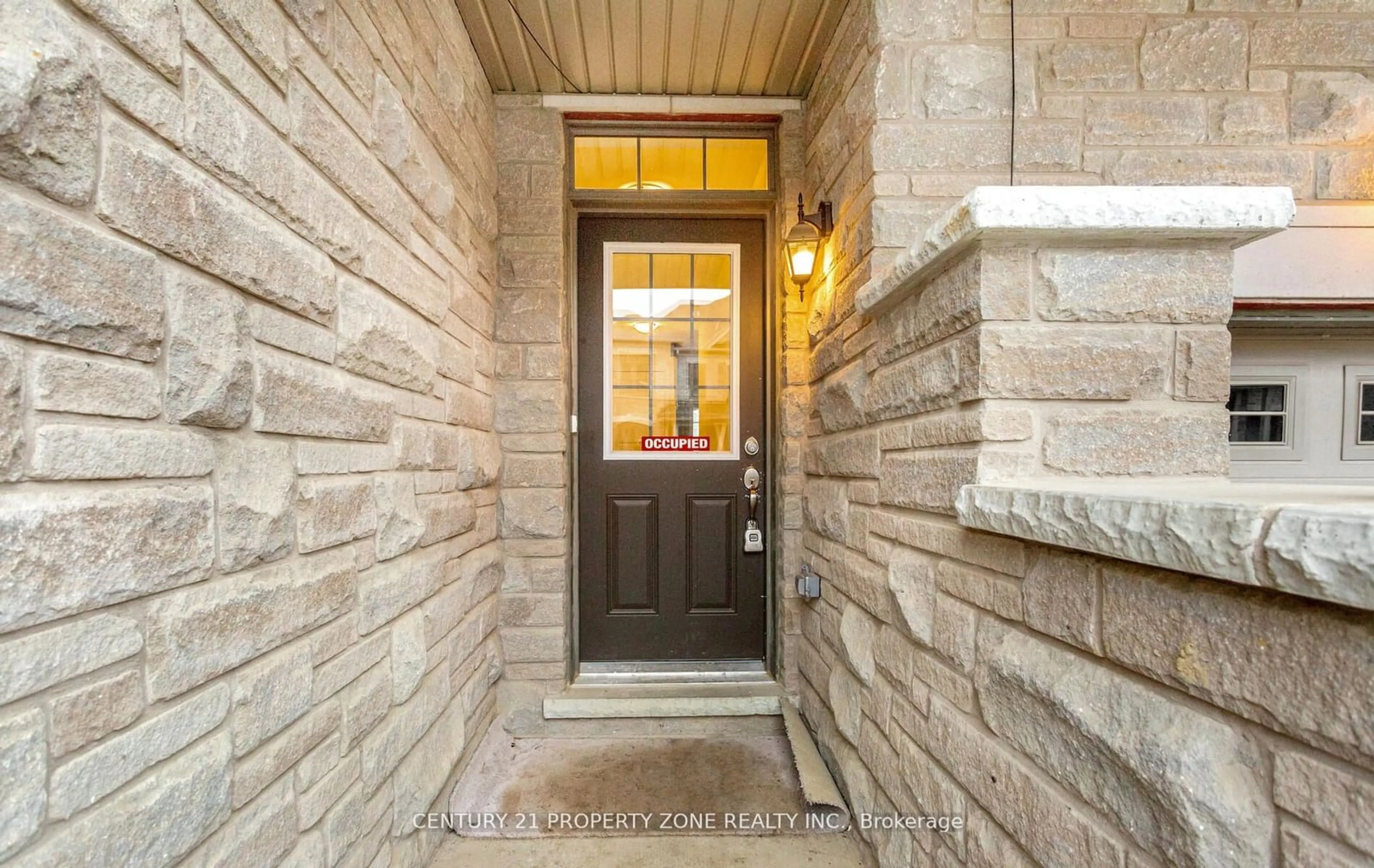 Indoor entryway for 69 Hayrake St, Brampton Ontario L6Z 0A2