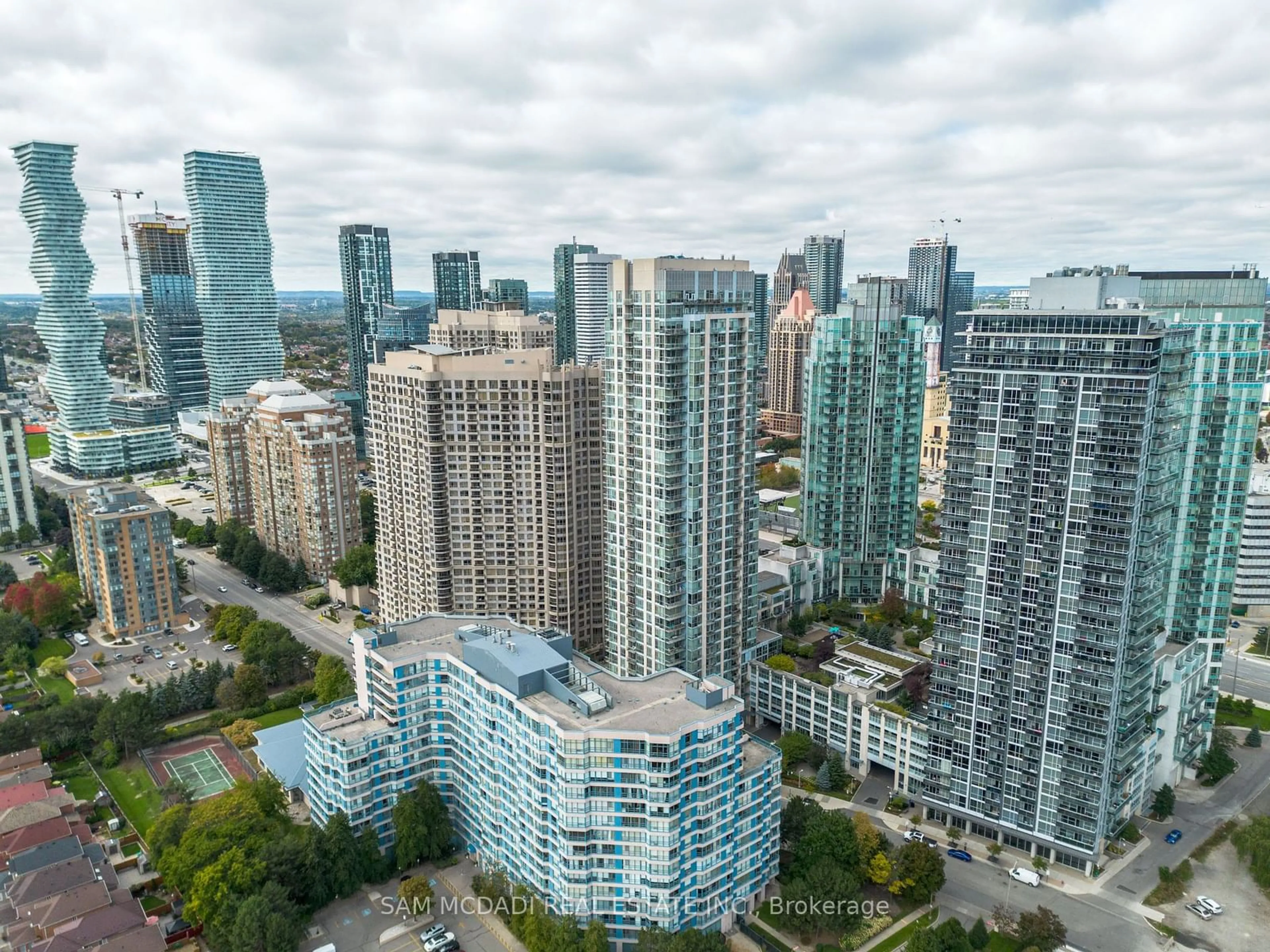 A pic from outside/outdoor area/front of a property/back of a property/a pic from drone, city buildings view from balcony for 223 Webb Dr #2402, Mississauga Ontario L5B 0E8