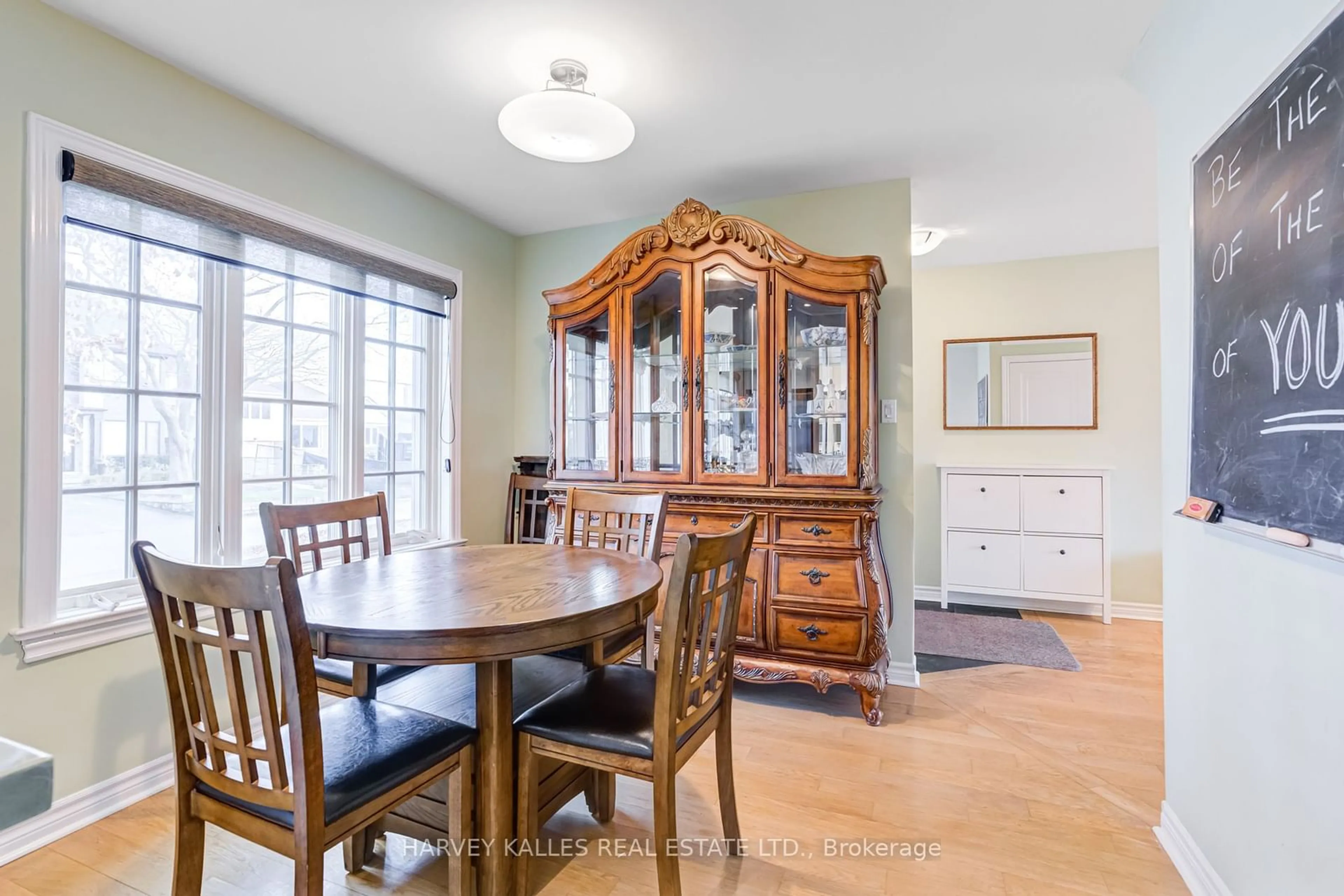 Dining room, unknown for 24 Beaucourt Rd, Toronto Ontario M8Y 3G2