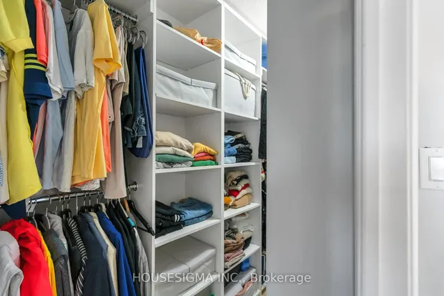 Additional property image - 716 The West Mall Unit 1402