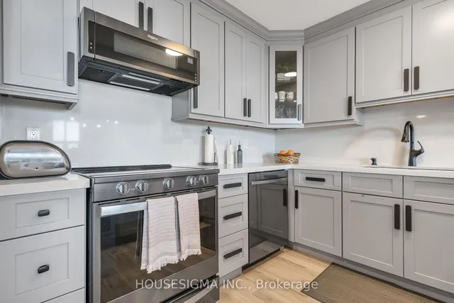Additional property image - 716 The West Mall Unit 1402