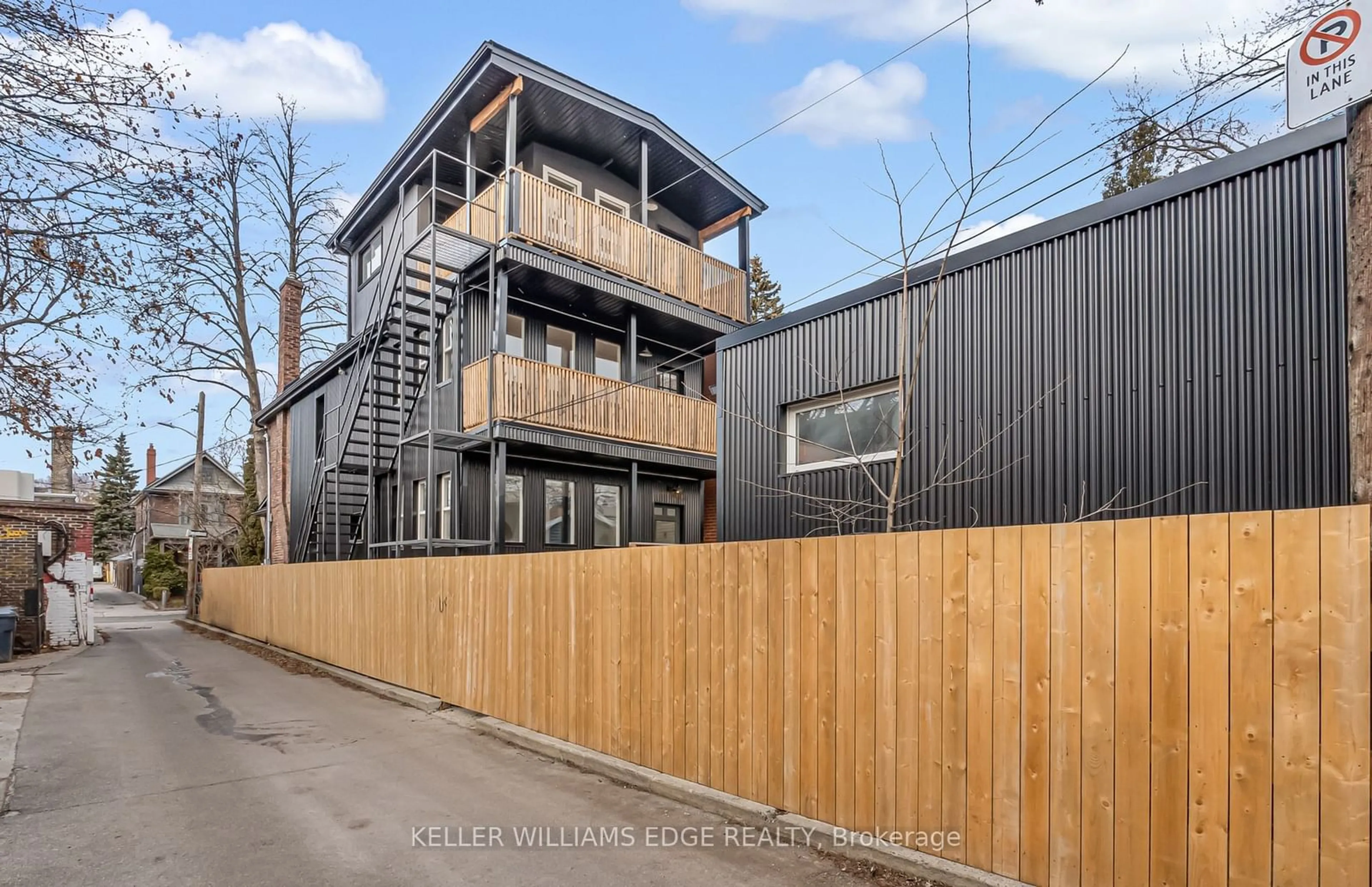 A pic from outside/outdoor area/front of a property/back of a property/a pic from drone, unknown for 187 Fern Ave, Toronto Ontario M6R 1K2