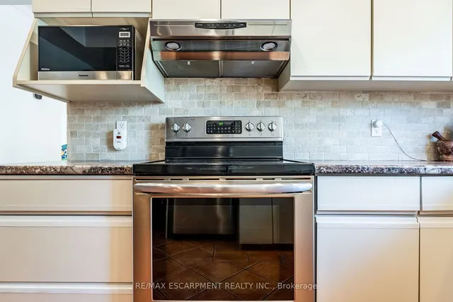 Additional property image - 2014 Cavendish Dr