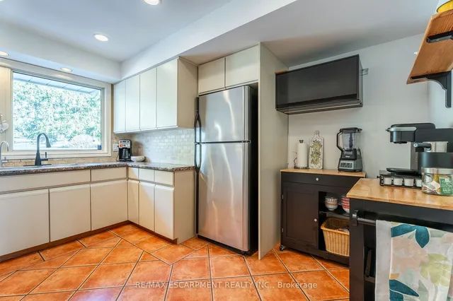 Additional property image - 2014 Cavendish Dr