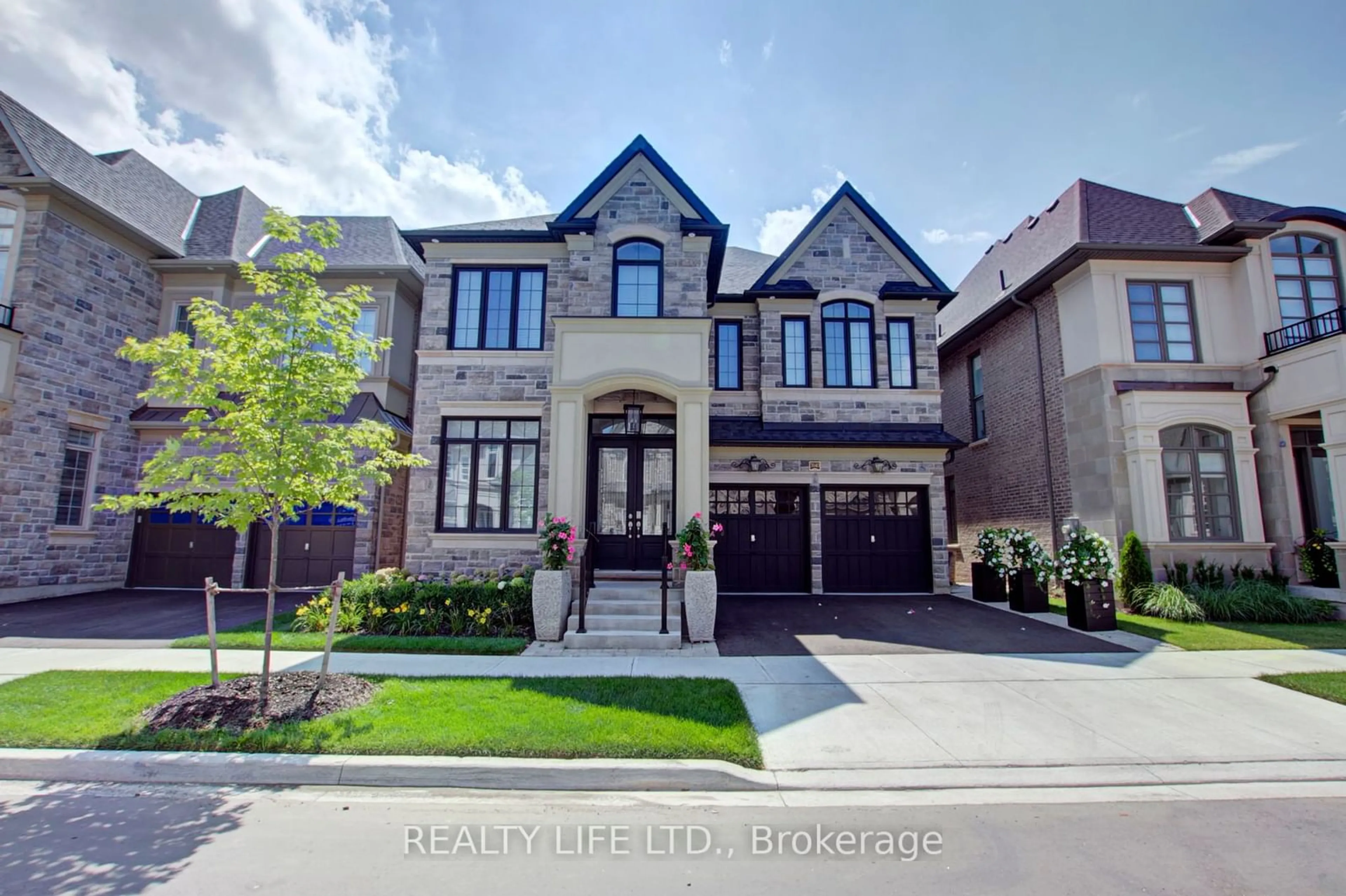 Home with brick exterior material, street for 3140 Daniel Way, Oakville Ontario L6H 0V1