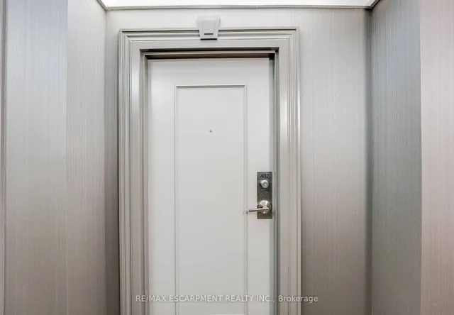Additional property image - 2075 AMHERST HEIGHTS Dr Unit 402