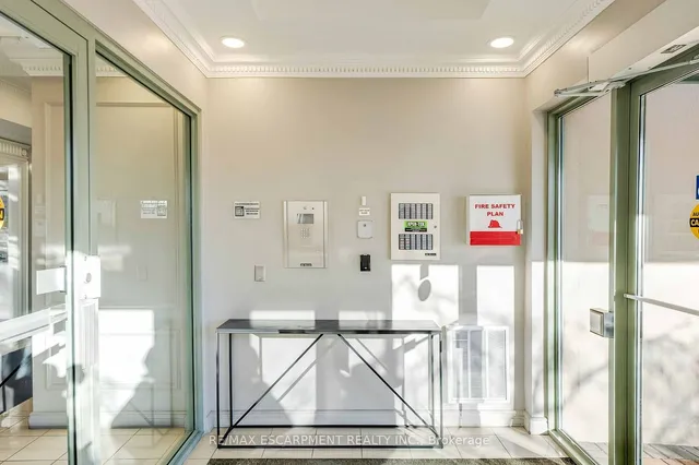 Additional property image - 2075 AMHERST HEIGHTS Dr Unit 402