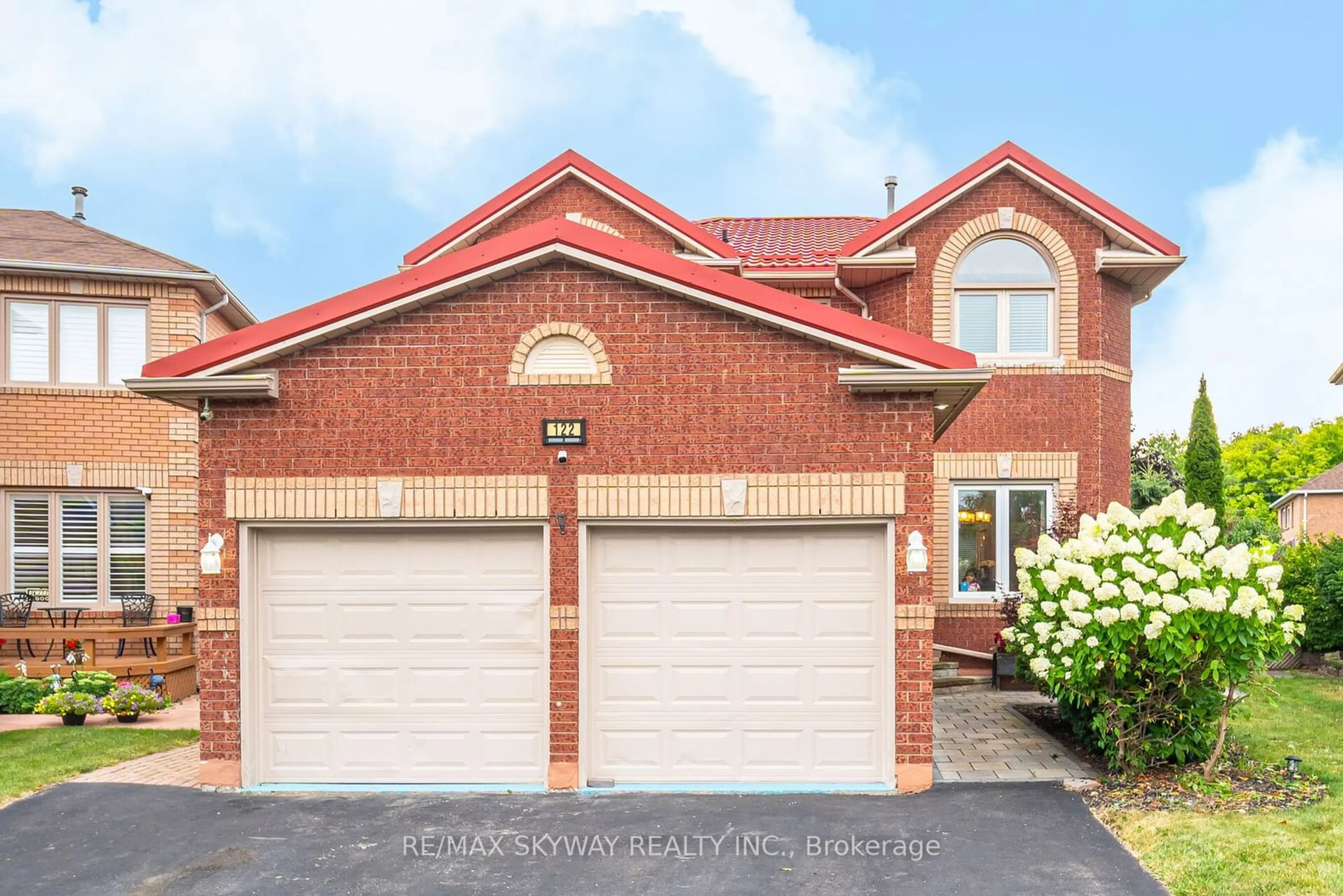 Home with brick exterior material, street for 122 Valonia Dr, Brampton Ontario L6V 4J9