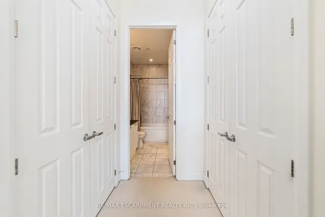 Additional property image - 2480 Prince Michael Dr Unit 102