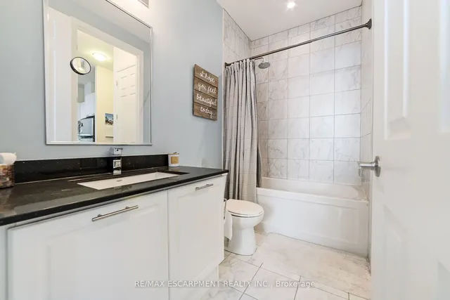 Additional property image - 2480 Prince Michael Dr Unit 102