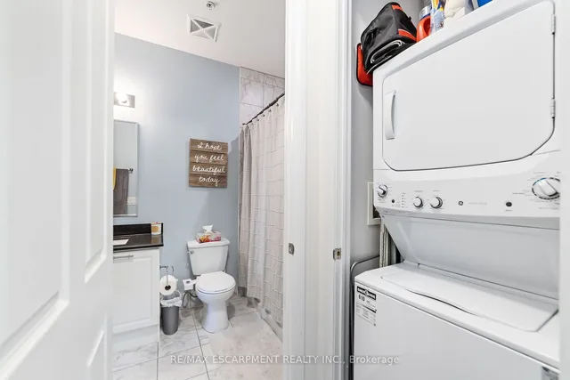 Additional property image - 2480 Prince Michael Dr Unit 102