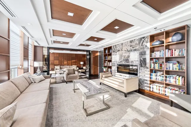 Additional property image - 2480 Prince Michael Dr Unit 102