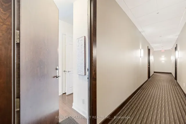 Additional property image - 2480 Prince Michael Dr Unit 102