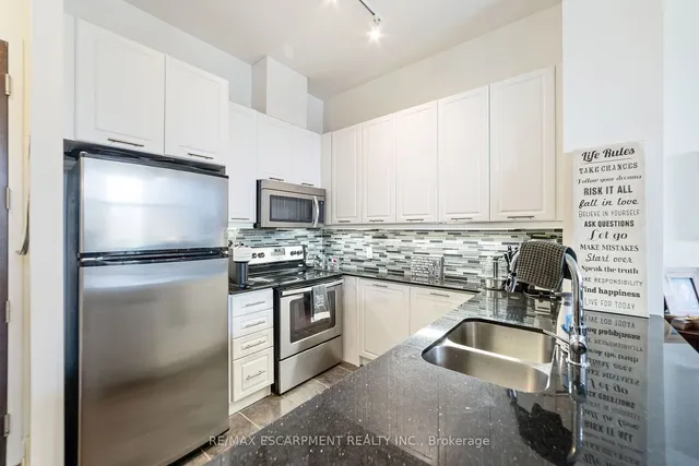 Additional property image - 2480 Prince Michael Dr Unit 102