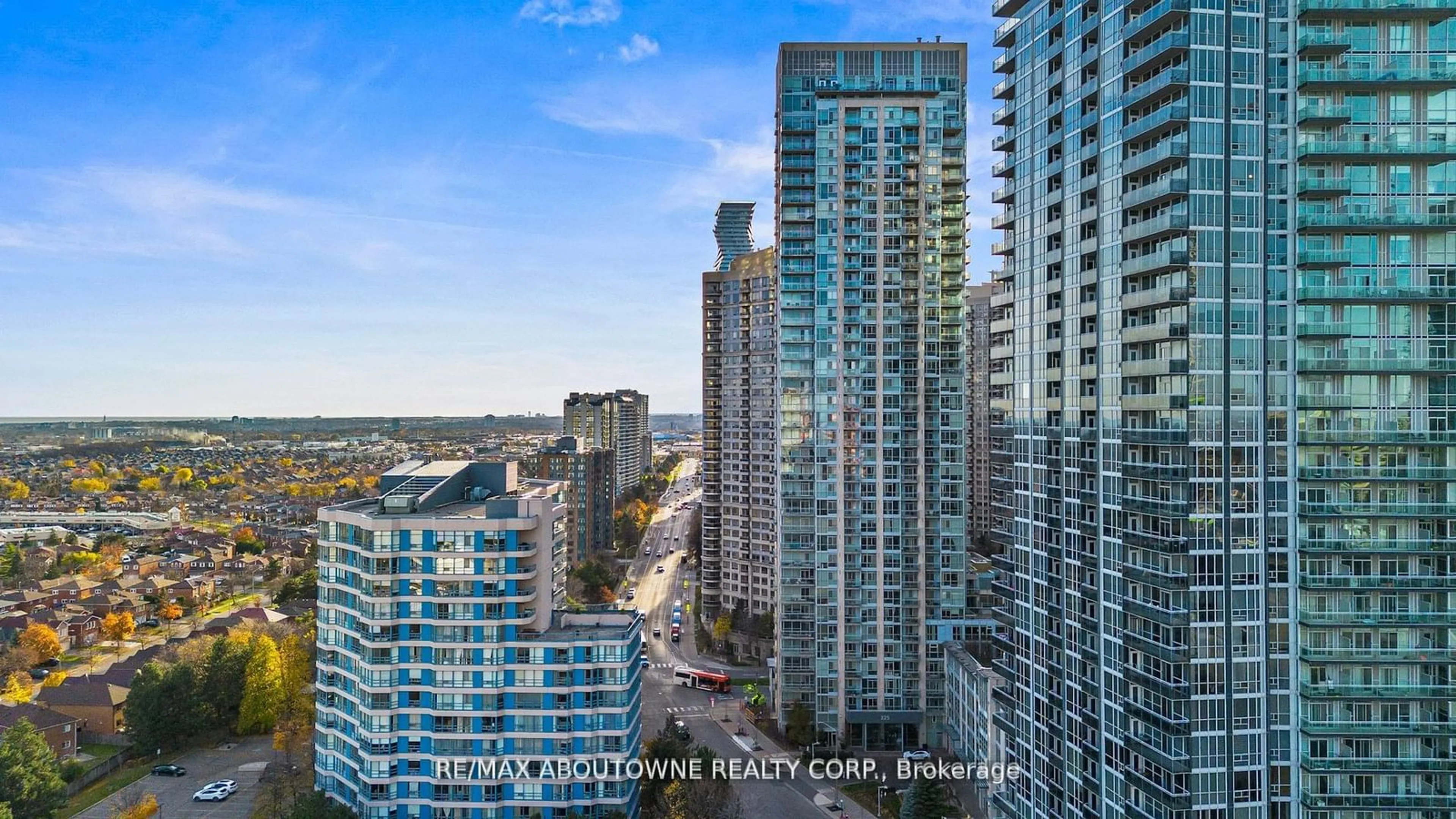 A pic from outside/outdoor area/front of a property/back of a property/a pic from drone, city buildings view from balcony for 225 Webb Dr #2503, Mississauga Ontario L5B 4P2