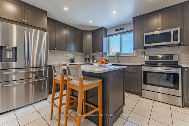 Additional property image - 2187 Blackburn Crt