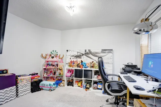 Additional property image - 74 Abercrombie Cres